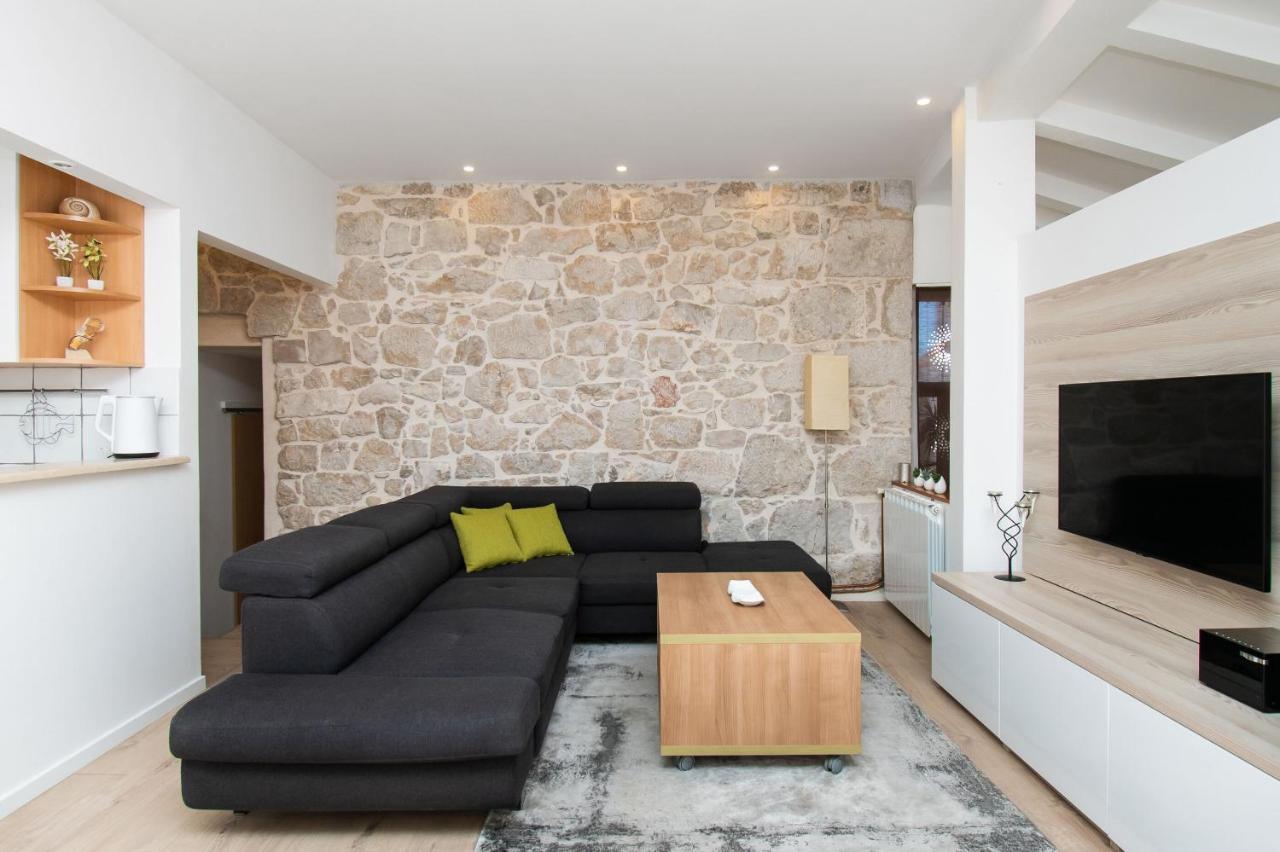 Apartment Julija Vodice Eksteriør bilde